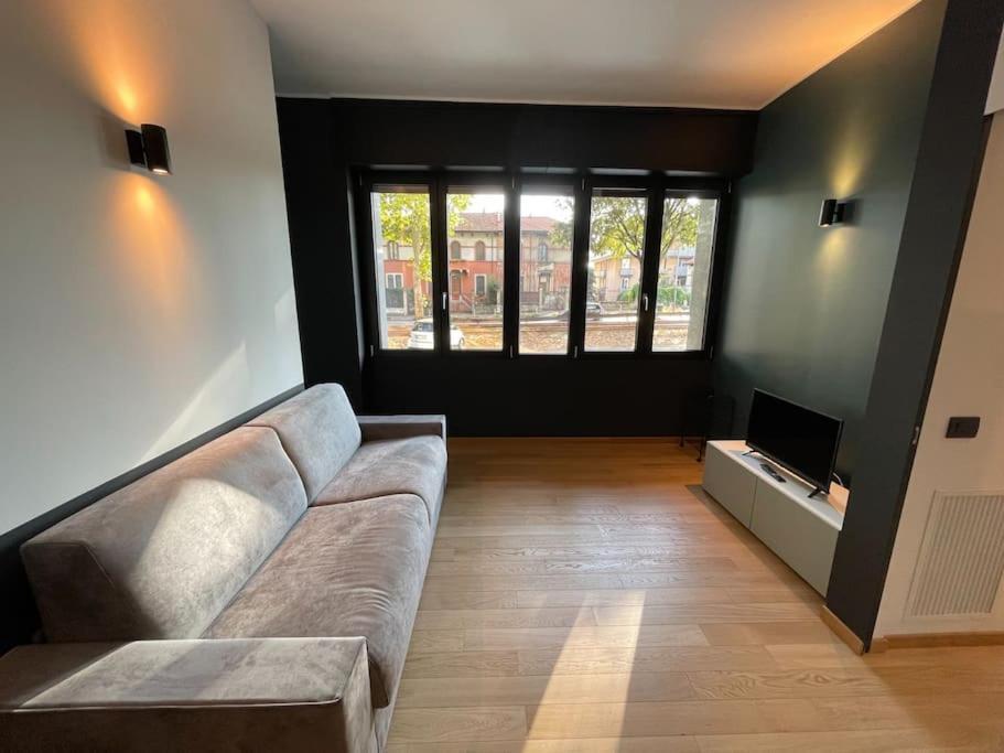Bnb Capital Milano Central Station - Black Esterno foto
